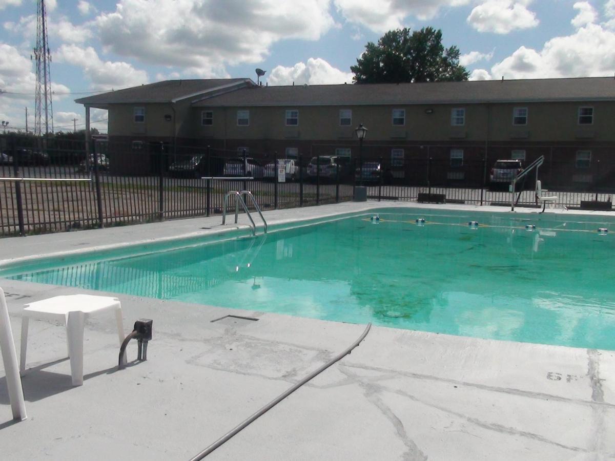 Days Inn By Wyndham Amherst Zewnętrze zdjęcie
